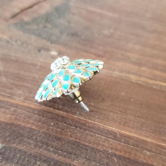 Vintage green enamel and stones flower earrings - Picture 4 of 4